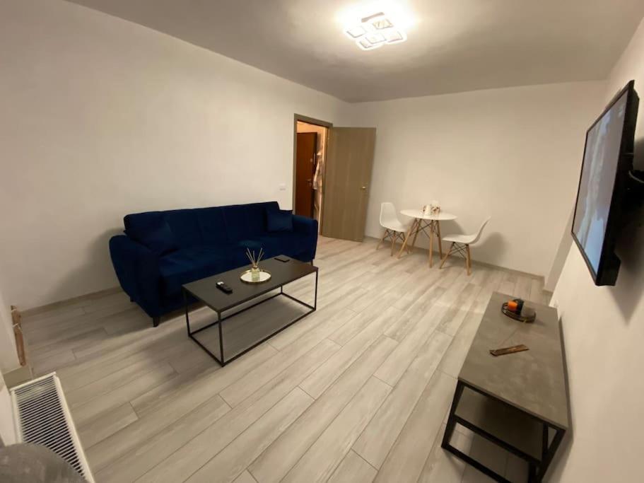 Black& White Apartment Braşov Eksteriør bilde